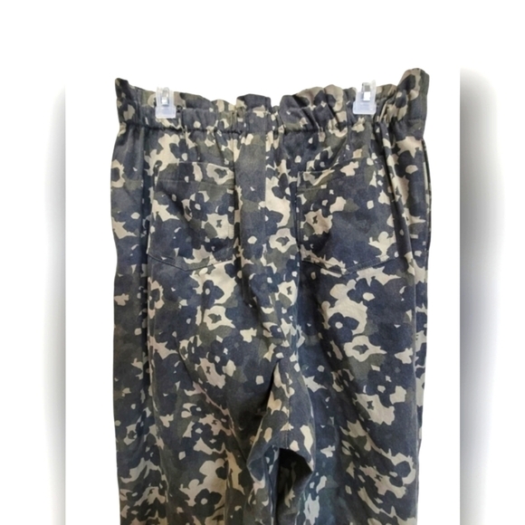 NWT Large 100% Cotton Camo Zipped Stretchy Waist Pants Front and Back Pockets - Picture 7 of 9